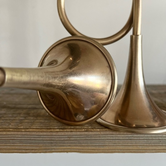 Bugle style brass candlestick trumpet horn set of 3 - Picture 3 of 7